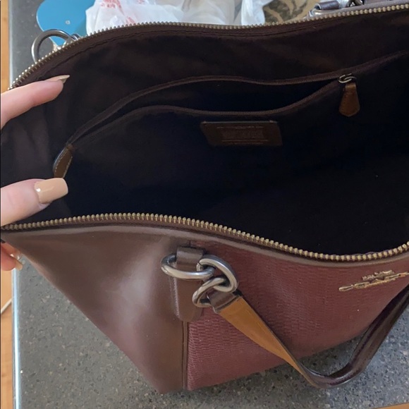 ❤️ Coach Tote ❤️ - Picture 2 of 2